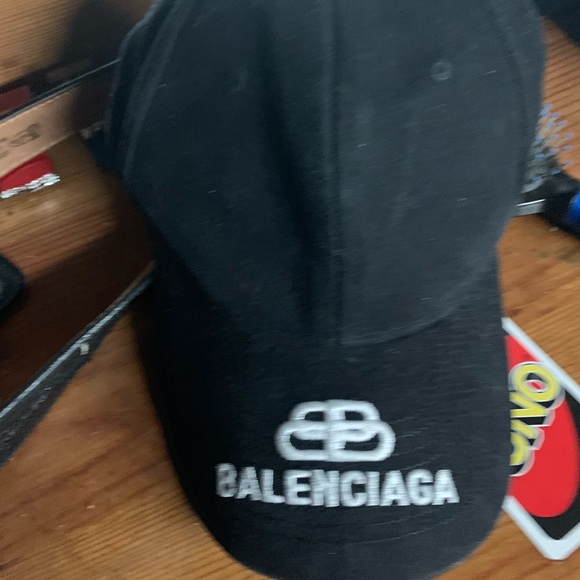 Balenciaga hat - Picture 1 of 10